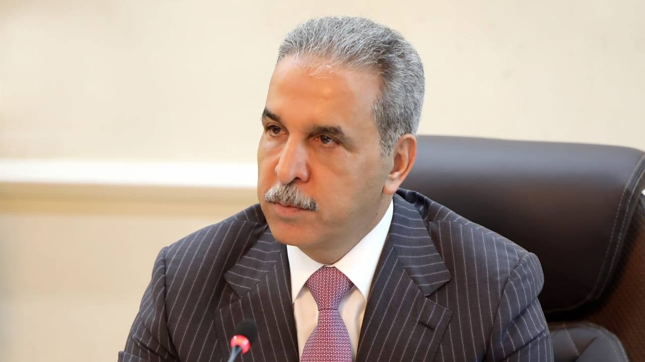 رئيس القضاء يشكر قادة الفصائل: استجابوا لنصيحتي بـ"حصر السلاح"