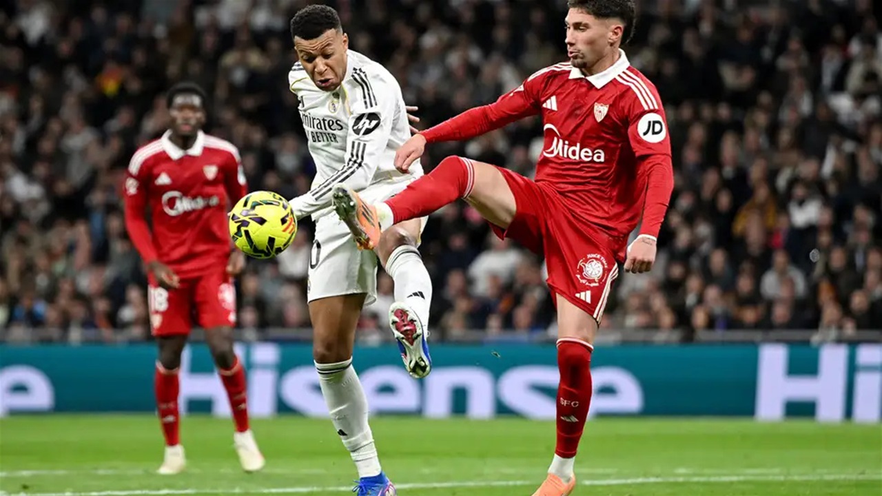 ريال مدريد يتجاوز إشبيلية ويواصل مطاردة برشلونة