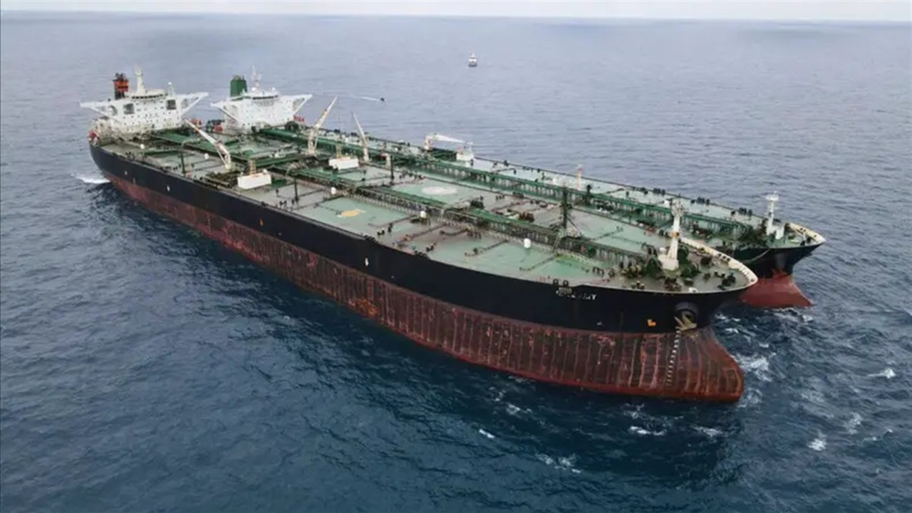 البحرية الأميركية تحتجز ناقلة نفط ثالثة قبالة سواحل فنزويلا