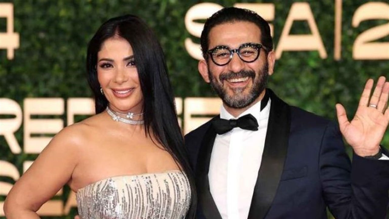 هل انفصلت منى زكي عن أحمد حلمي؟