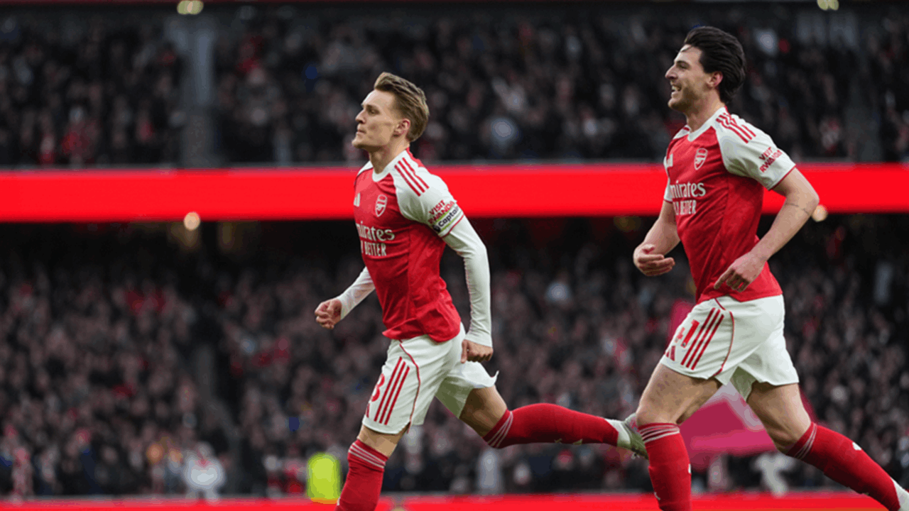 أرسنال يستعيد صدارة الدوري الإنجليزي