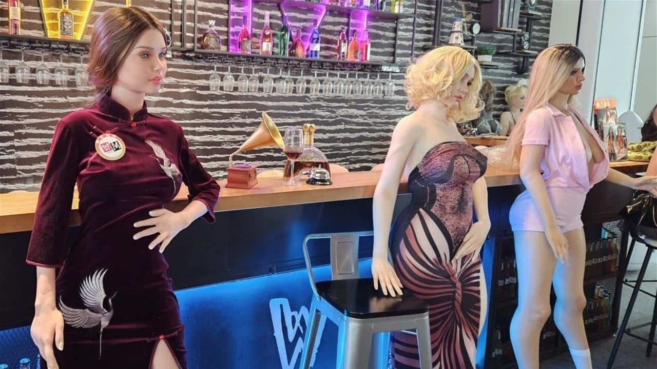 الدمى الجنسية تدخل في الحرب التجارية الصينية