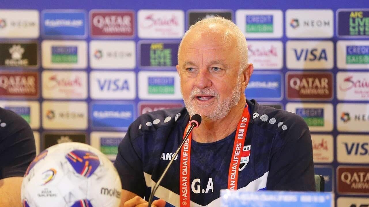 مدربُ منتخبِنا الوطني: أكثرُ من مليونِ عراقيٍّ ينتظروننا عندَ التأهلِ لكأسِ العالم