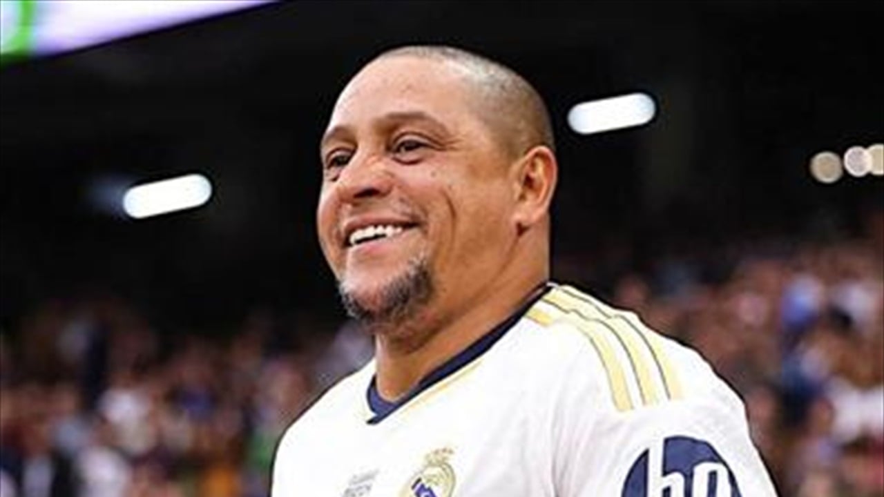 روبرتو كارلوس يخضع لجراحة عاجلة في القلب