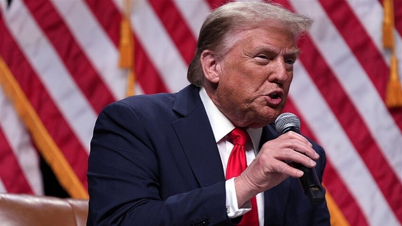 ترامب: بدأنا بتفريغ النفط من الناقلة "مارينيرا" المحتجزة