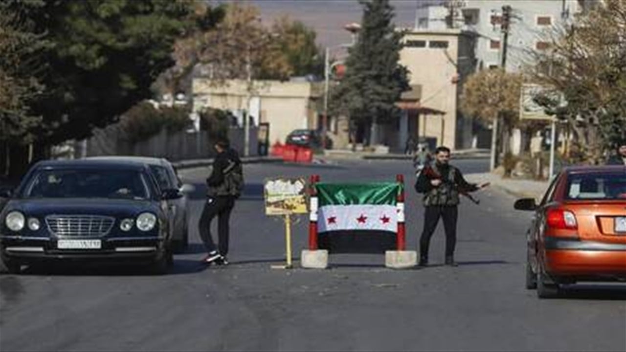 سوريا.. إغلاق طريق الرقة - دير الزور حتى إشعار آخر
