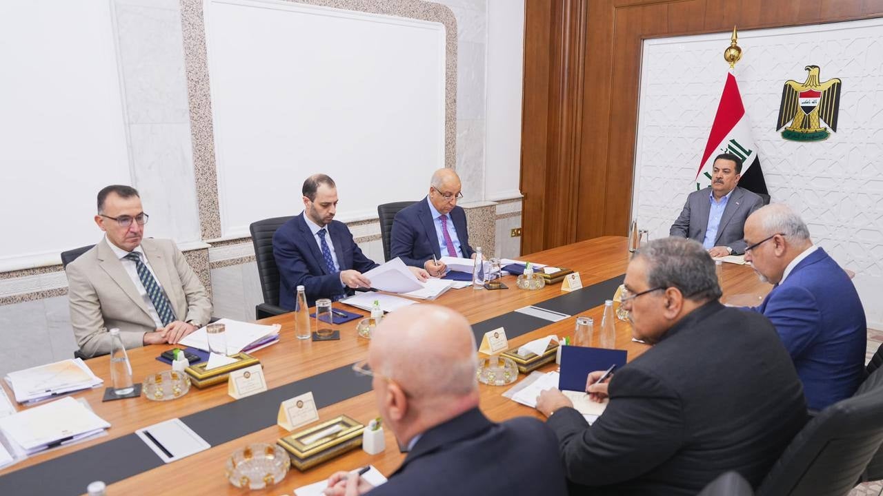 السوداني يترأس اجتماعاً بشأن بناء المدارس ويصدر توجيهاً بمراجعة التصاميم والكُلف والأسعار