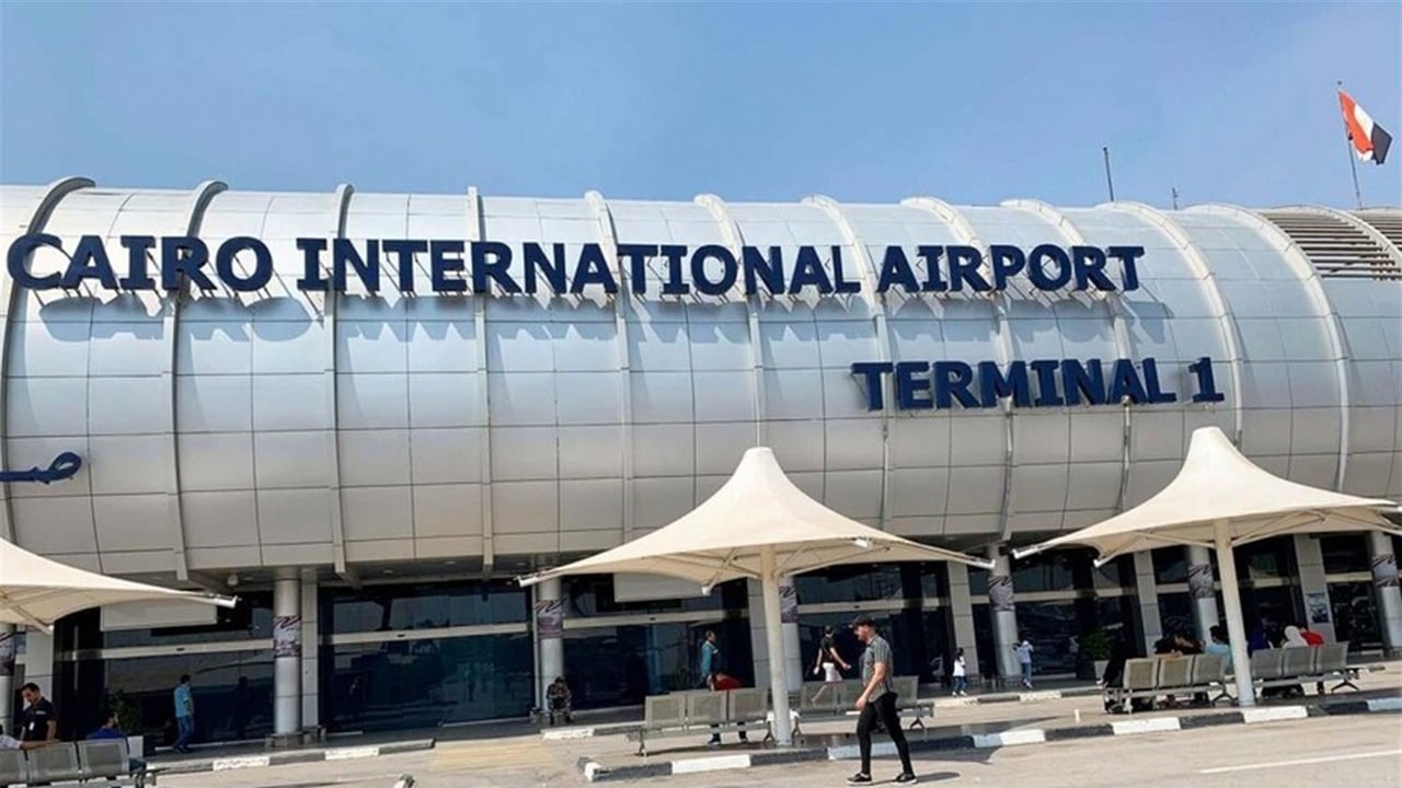 اعتقال امرأة مشهورة خبأت مخدرات داخل "منطقة حساسة"