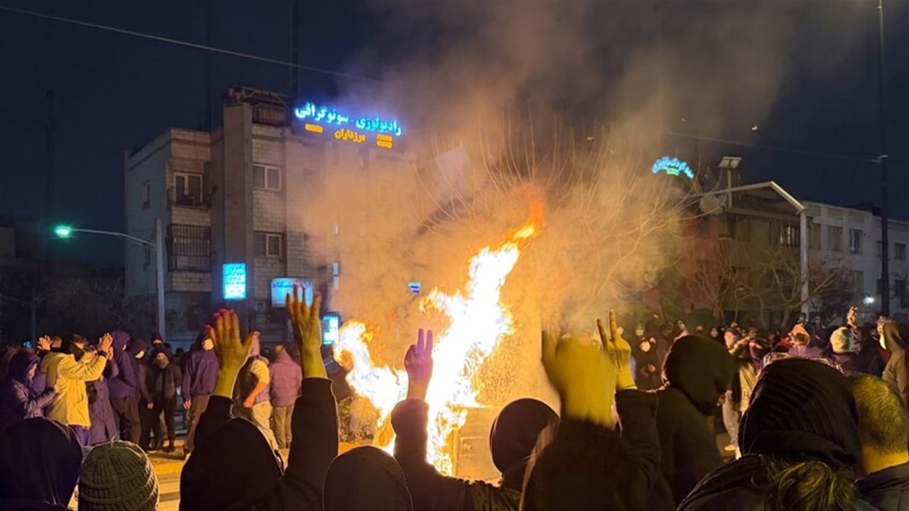 كندا تعلن مقتل أحد مواطنيها في إيران