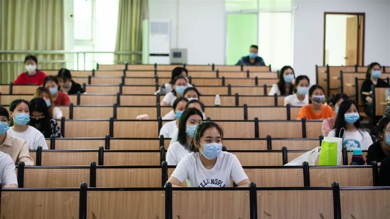 انتشار فايروس خطير في الصين واصابة اكثر من 100 تلميذ