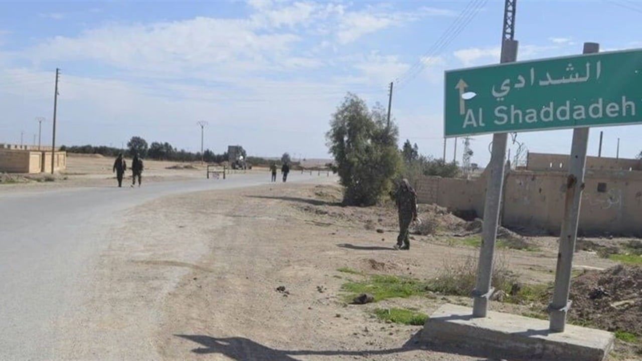 الجيش السوري يفرض حظرا شاملا للتجوال في مدينة الشدادي