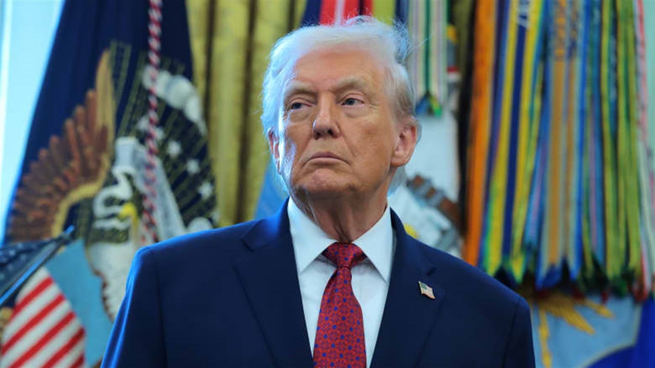 ترامب يتحدث عن نهضة اقتصادية في الولايات المتحدة: استثمارات بقيمة 18 تريليون دولار خلال عام