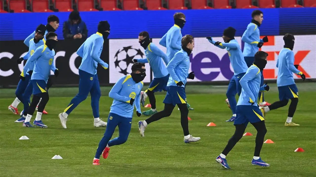 أتلتيكو مدريد يدخل في صفقة معقدة مع برشلونة