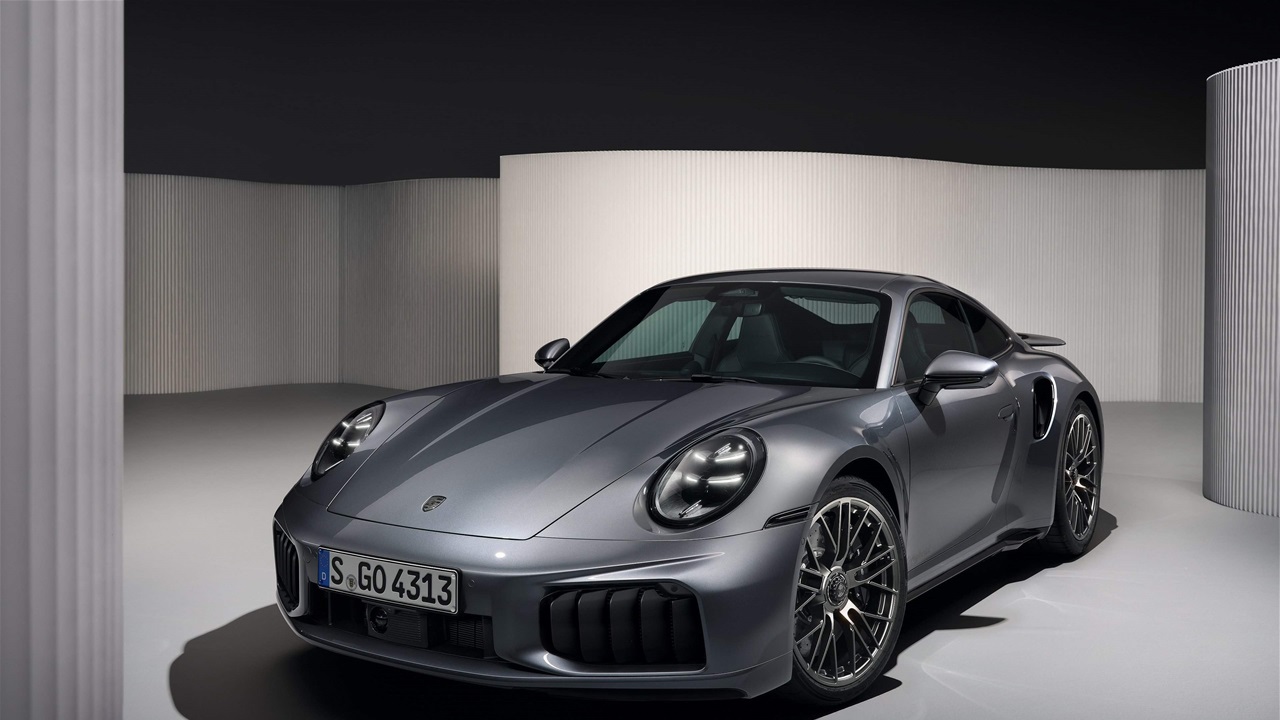 أقوى السيارات الرياضية المنتظرة في 2026: أداء يغيّر قواعد اللعبة