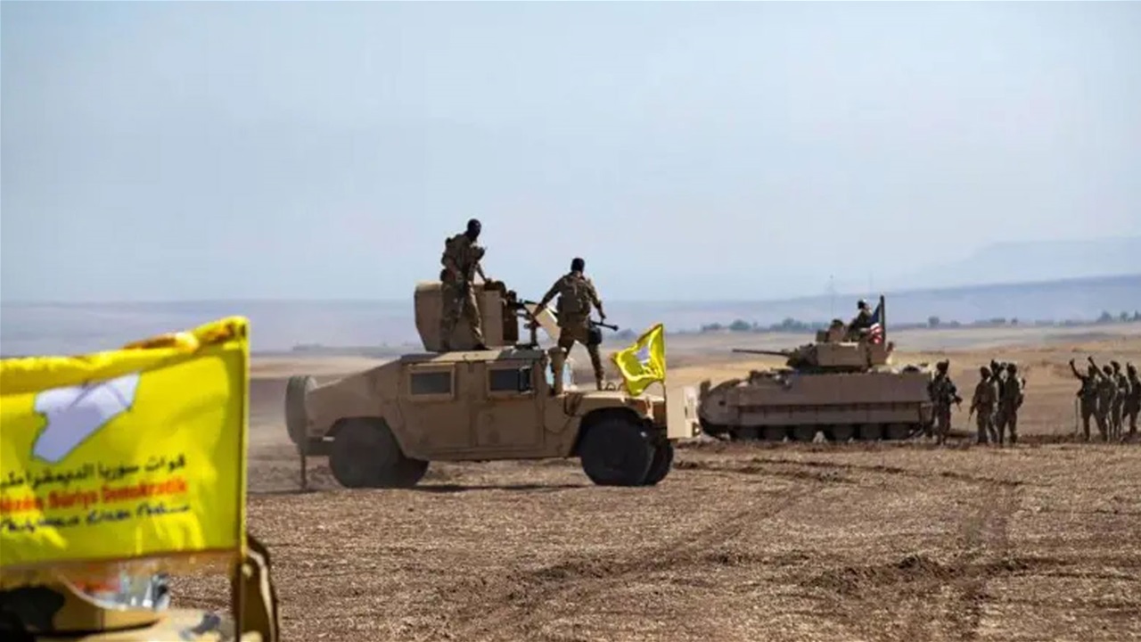 "قسد" تسحب قواتها من قرى بريف حلب