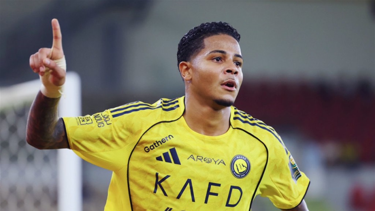 النصر يعلن رسميا رحيل نجمه إلى ريال سوسيداد