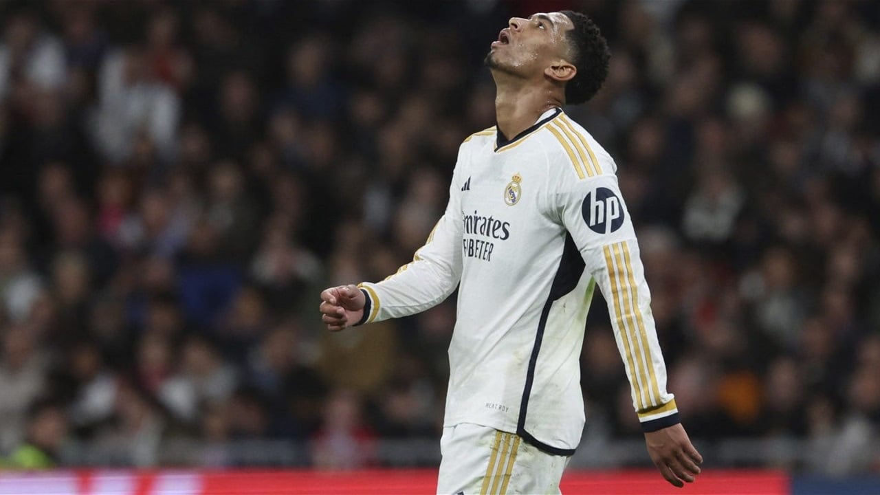 إصابة بيلينجهام تضع مدرب الريال في "قفص الاتهام"