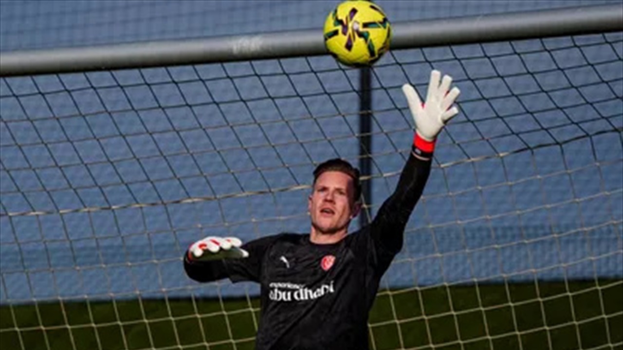 اصابة جديد تهدد وجود تير شتيغن مع جيرونا