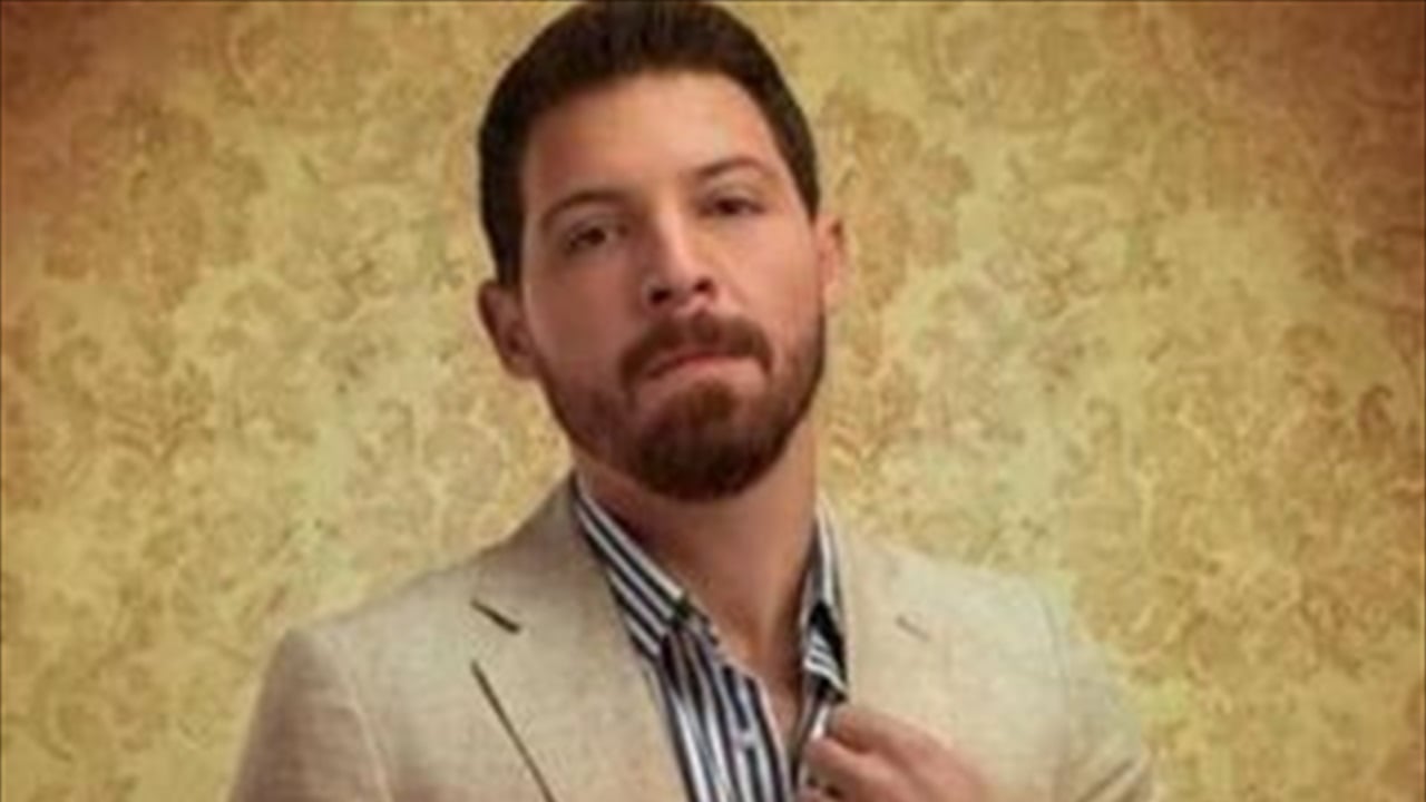 الطب الشرعي تدخل.. تطورات اتهام محمود حجازي بالاعتداء على فتاة