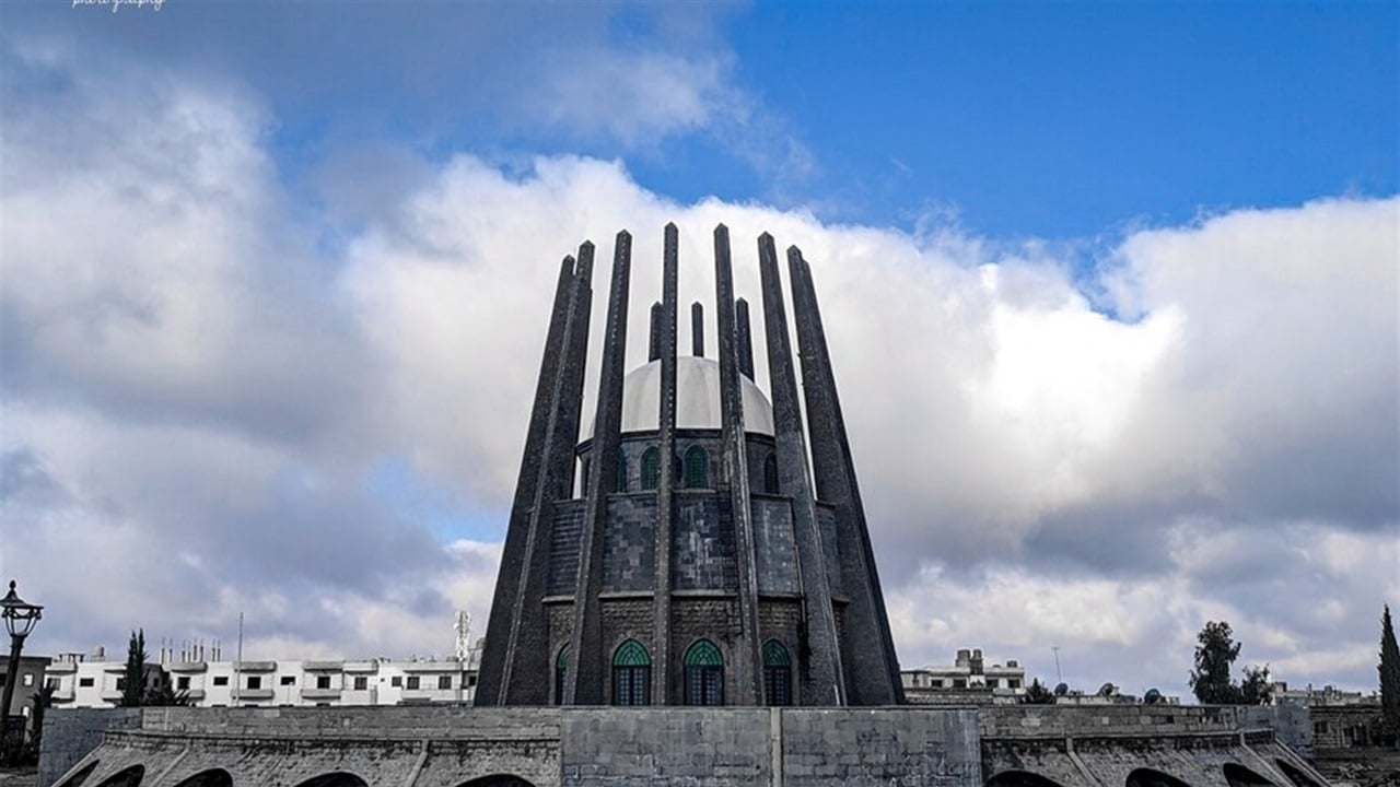 انفجار سيارة في سوريا (صور)