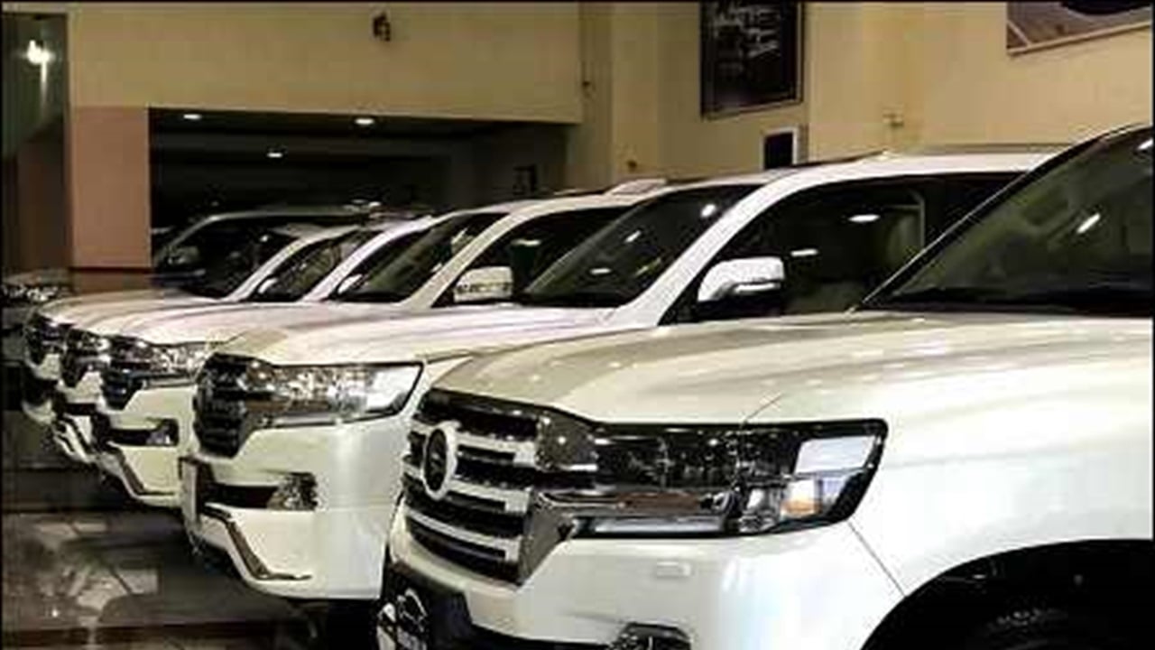 سيارات الموظفين الحكوميين والقطاع الخاص: من يشتري أذكى في العراق؟