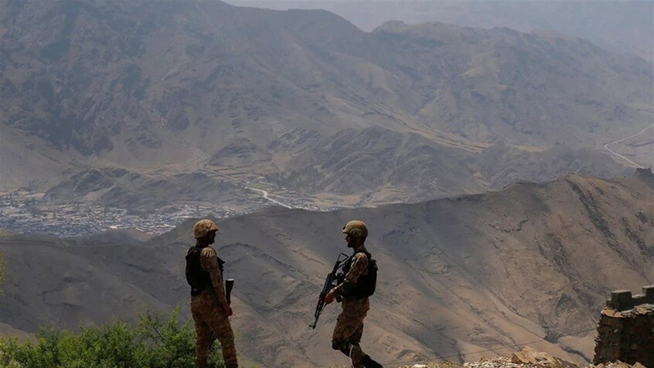 باكستان تعلن مقتل 36 مسلحا أفغانيا واثنين من جنودها