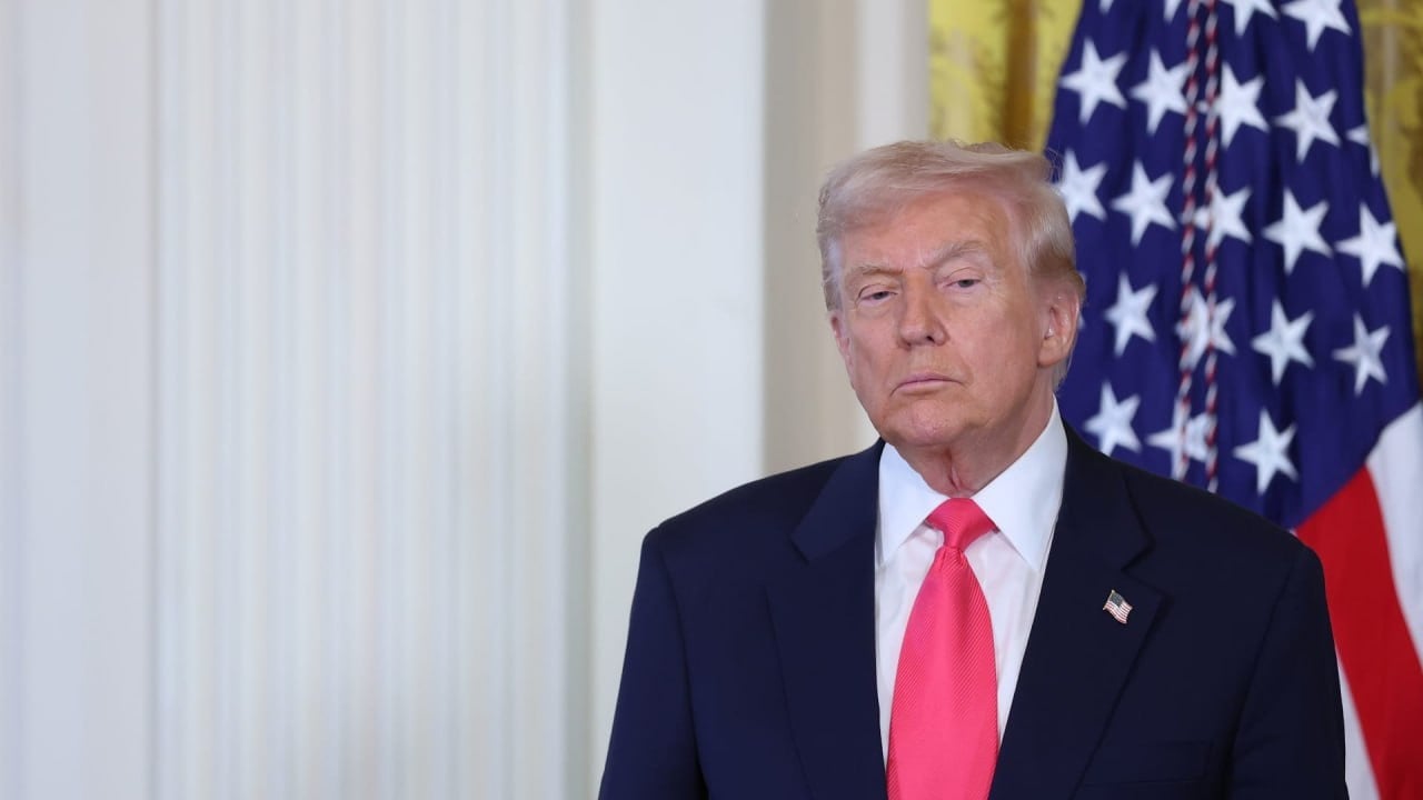 ترامب: إيران حاولت مواصلة تطوير صواريخ بعيدة المدى قد تصل قريبا إلى الأراضي الأمريكية