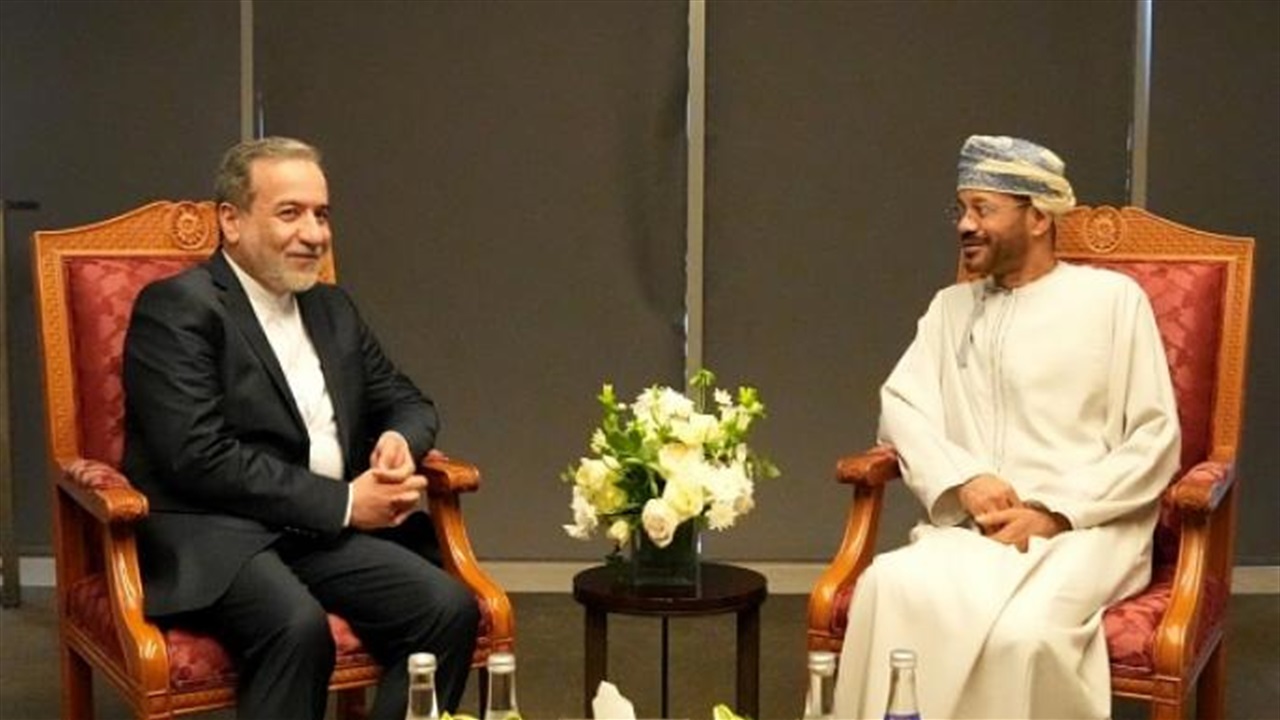 عراقجي أكد للبوسعيدي انفتاح إيران على أي جهود جادة لوقف التصعيد وعودة الاستقرار