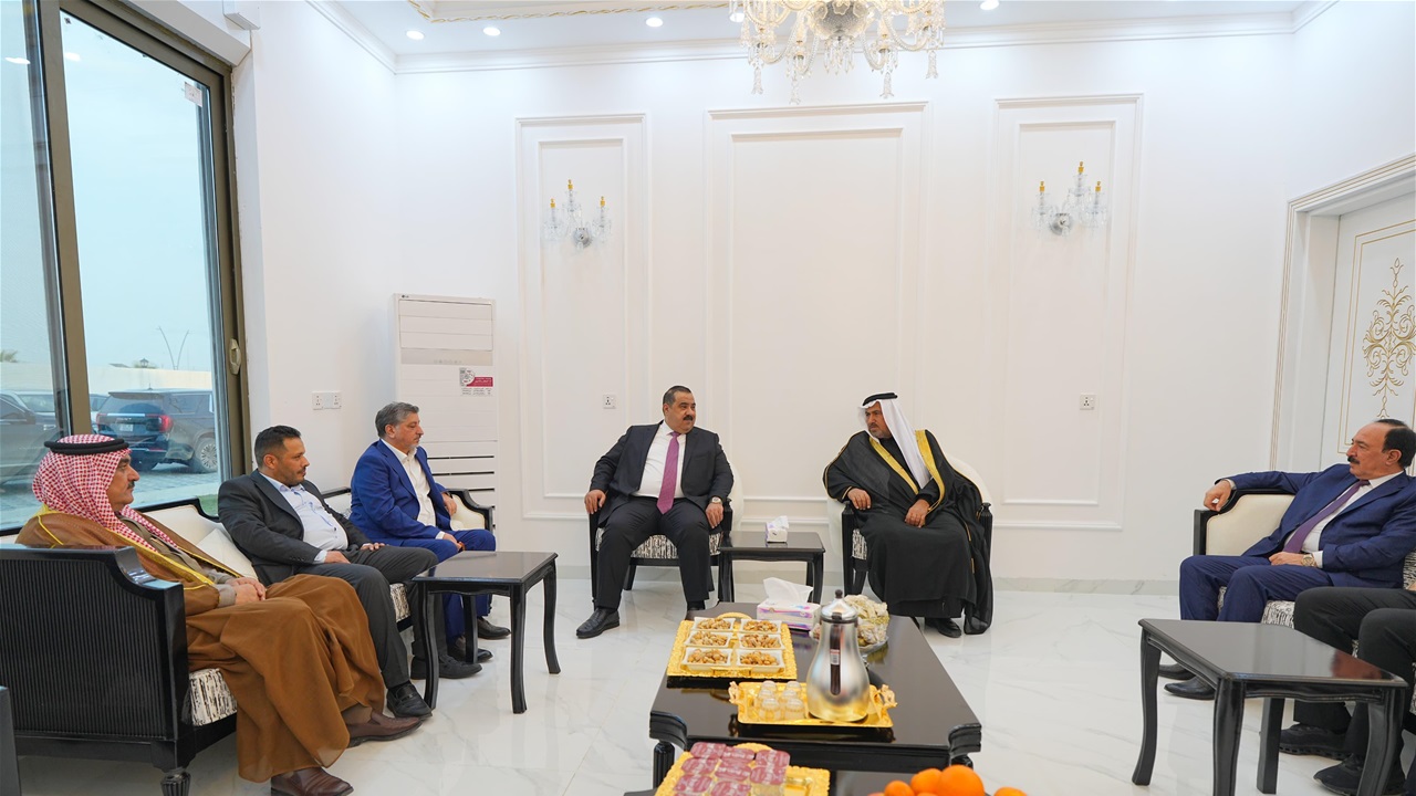 السامرائي يوكد أهمية تعزيز التواصل مع القيادات العشائرية ودورها في دعم الاستقرار المجتمعي