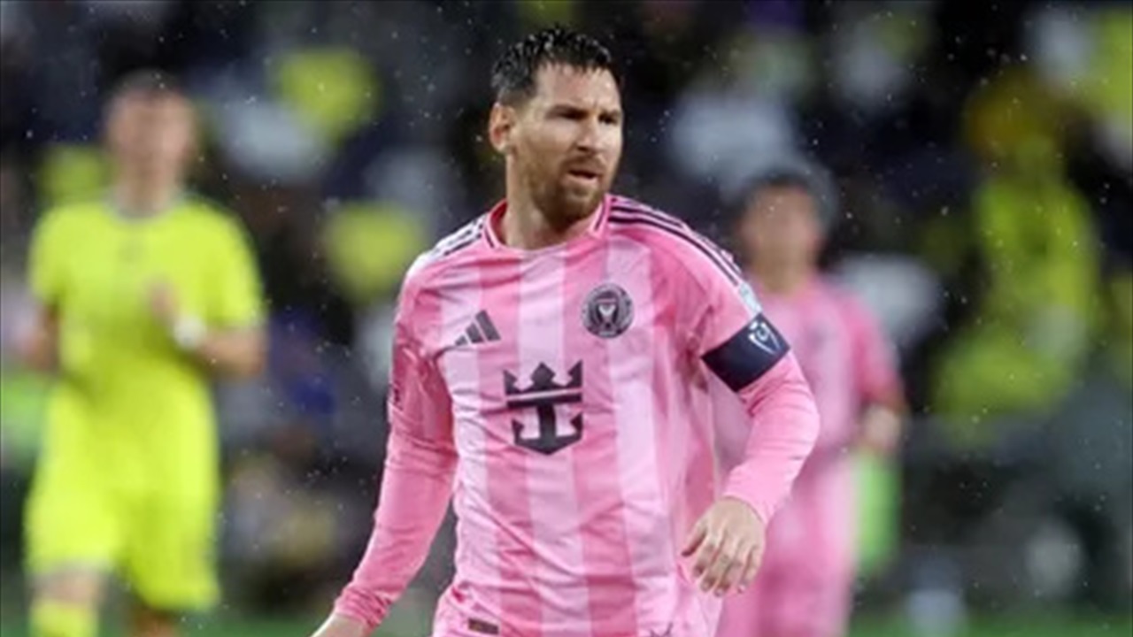 ميسي امام سابقة تاريخية.. ما القصة؟