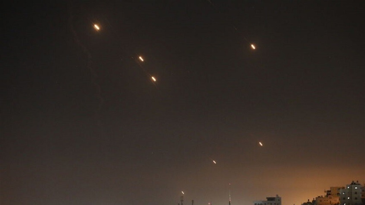 الحوثيون يعلنون تنفيذ عملية مشتركة ضد أهداف إسرائيلية