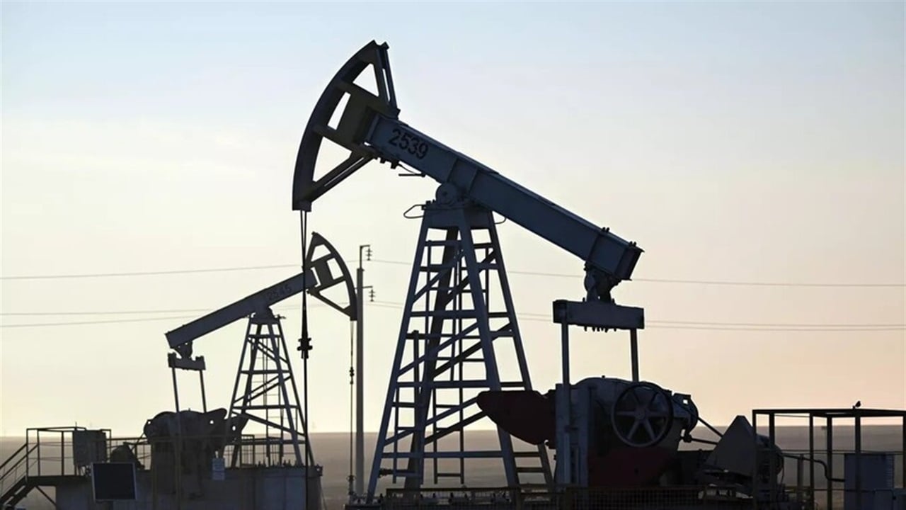 اسعار النفط تقفز الى 111 دولارا للبرميل