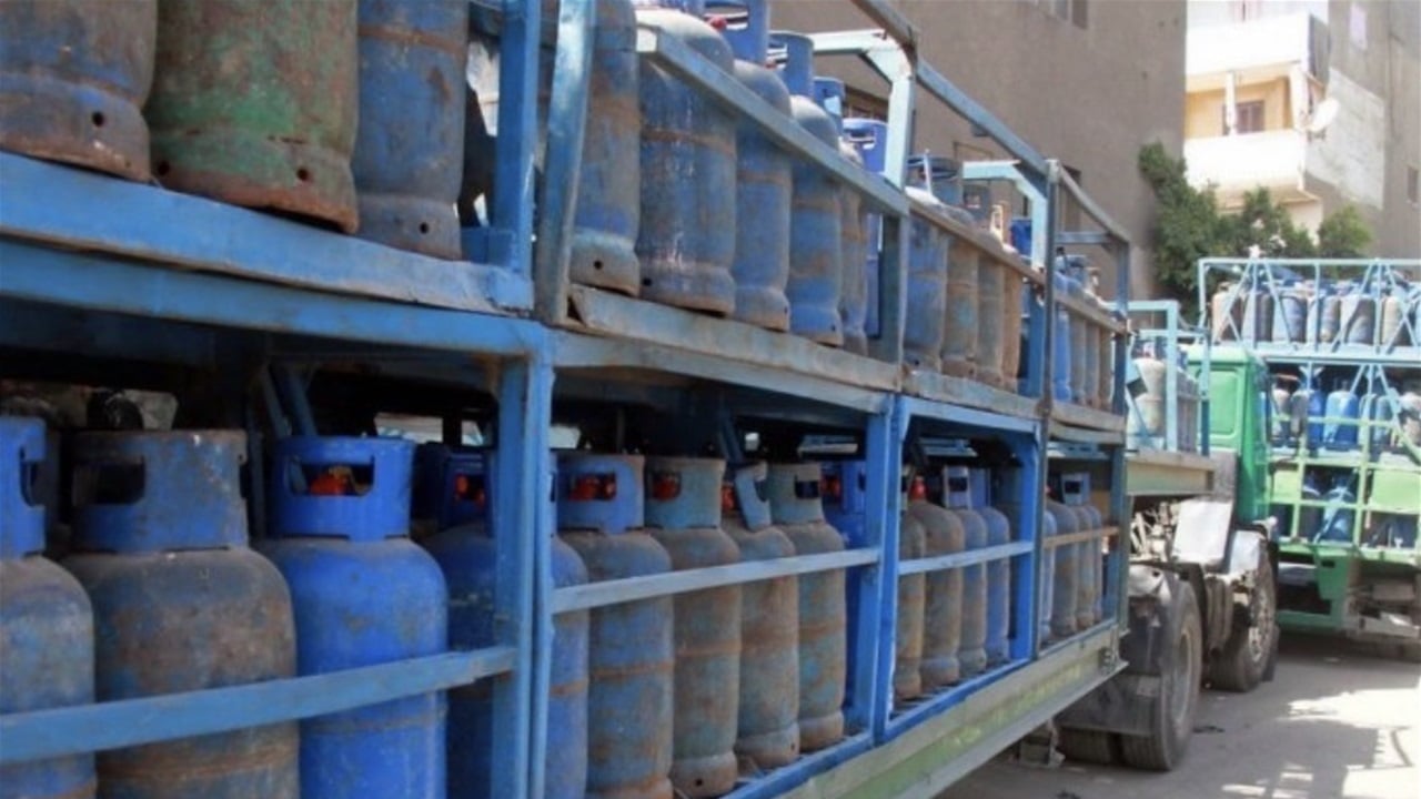 وزارة النفط تؤكد: لا أزمة غاز والوفرة تكفي.. و"الكوبون" يضبط السوق