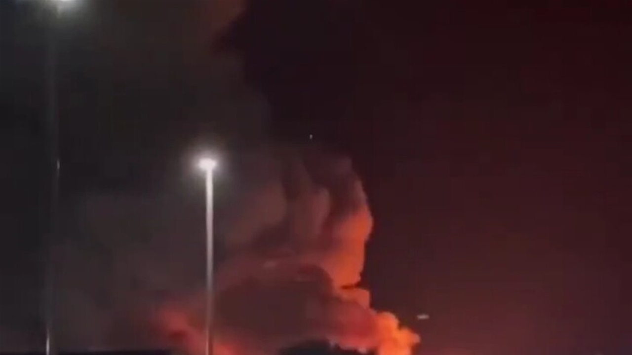 استخدمتها امريكا بالحرب ضد ايران.. حريق غامض في قاعدة عسكرية بريطانية 