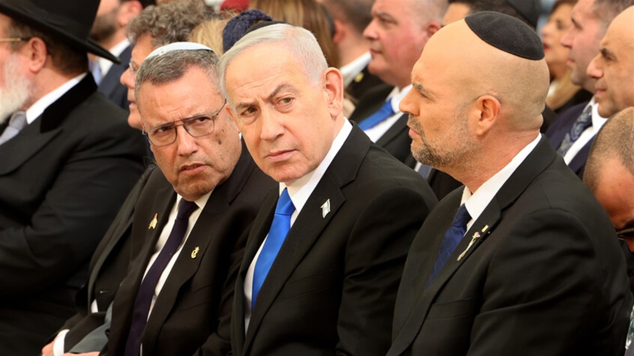نتنياهو يلغي احتفالا جماعيا خوفا من حزب الله