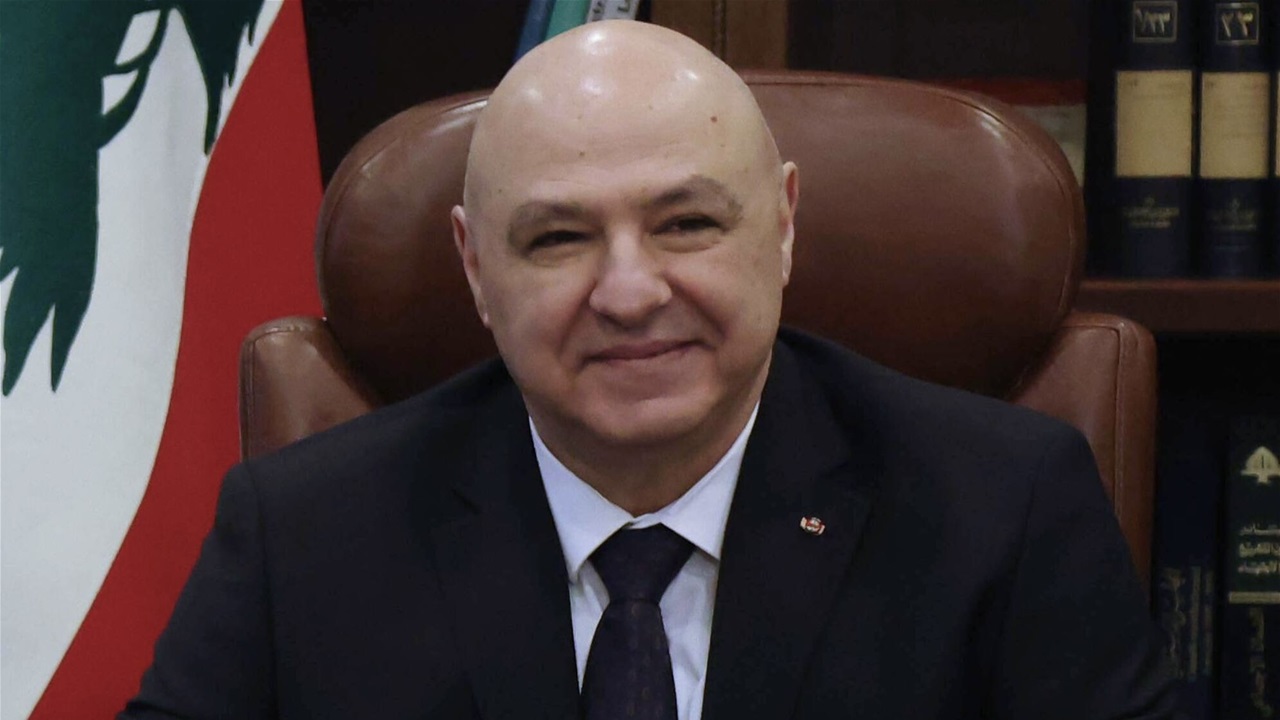 عون: جر لبنان إلى الحرب هو من يرتكب الخيانة