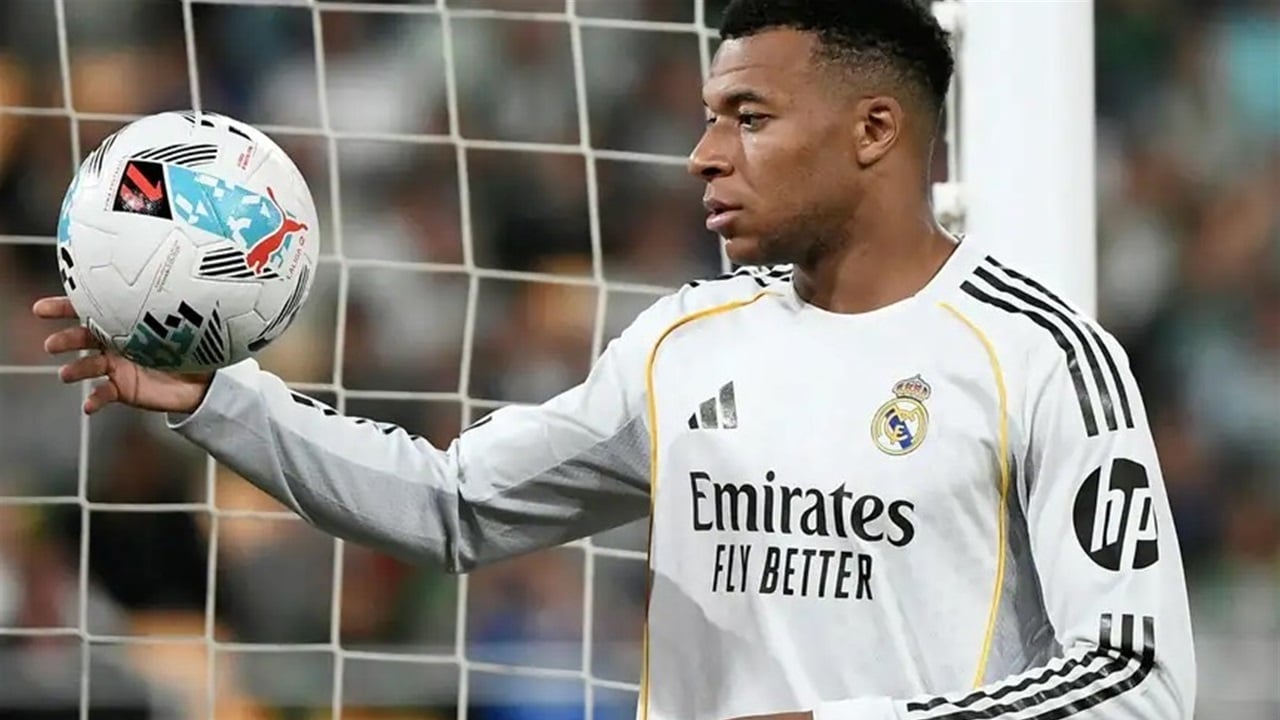 تكهنات حول نهاية موسم كيليان مبابي مبكرًا بعد إصابة عضلية مع ريال مدريد