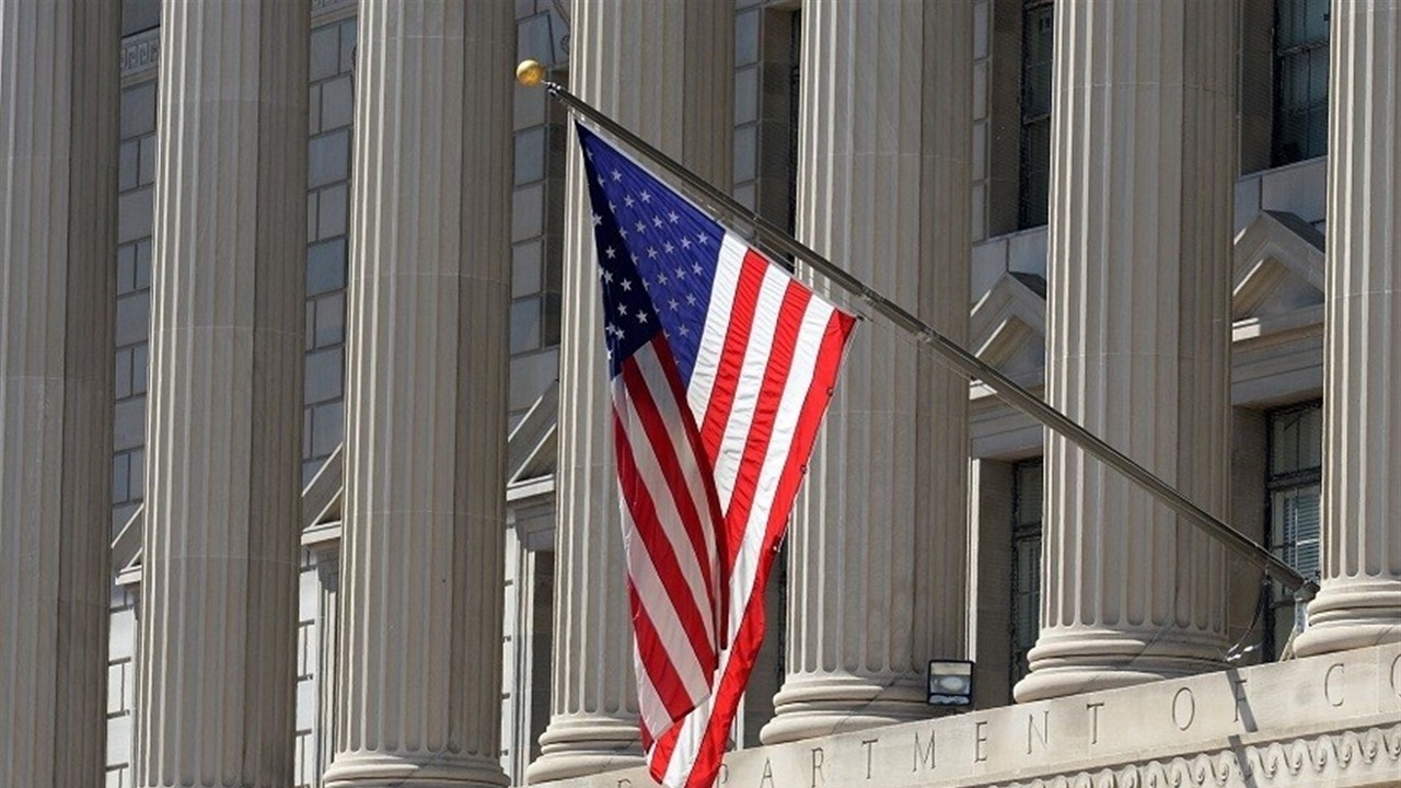 الخزانة الأمريكية تفرض عقوبات على 33 كيانا وشخصا في إيران