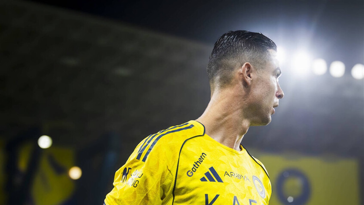 رونالدو ضمن ضحايا تسريب ضخم يضرب الكرة الآسيوية