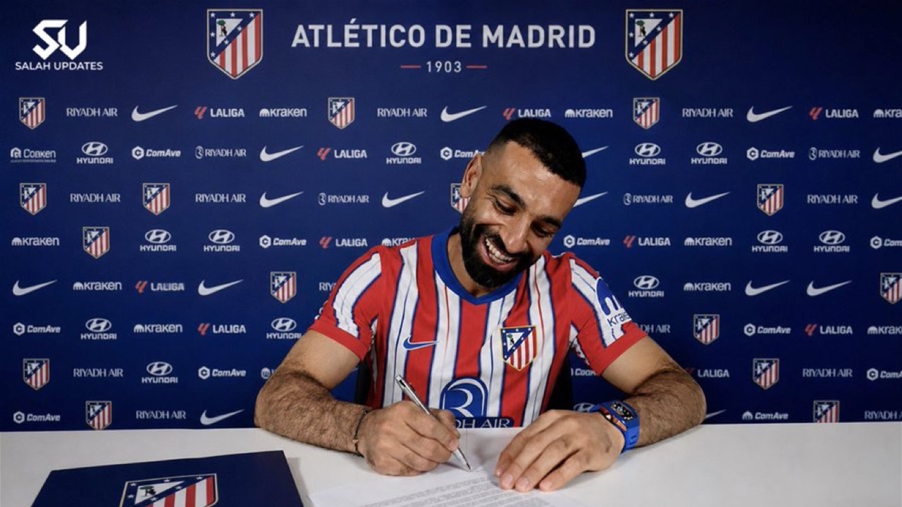 صورة بقميص أتلتيكو مدريد.. ما حقيقة انتقال صلاح للفريق الإسباني؟