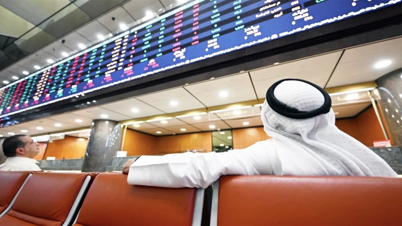 مكاسب أسبوعية لمعظم بورصات الخليج بدعم من نتائج الشركات رغم التوترات الإقليمية
