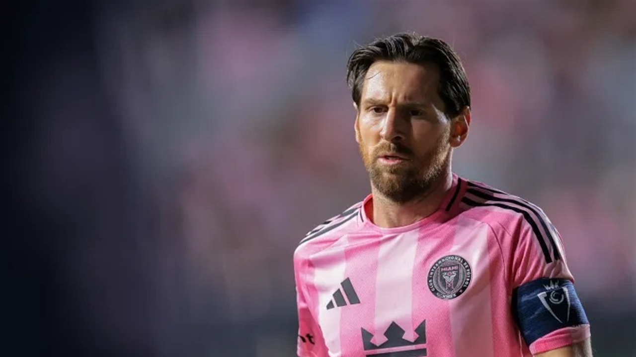 بالصورة.. رد فعل ميسي بعد فوز برشلونة على ريال مدريد 