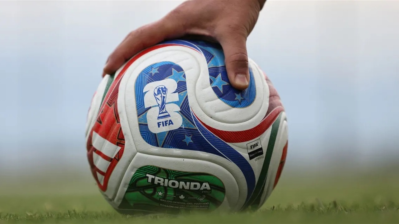 قرار بعزل أول منتخب في المونديال