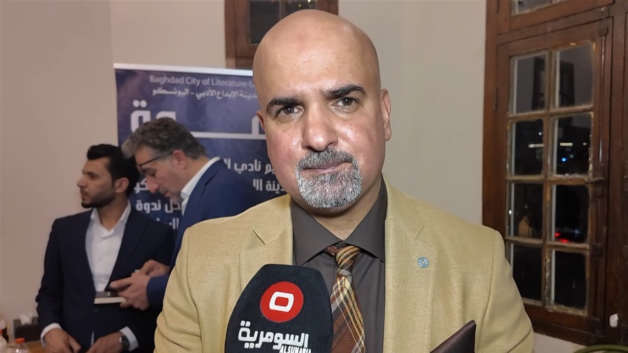 "أمريكية في الشماعية".. نادي الكتاب ببغداد يحتفي برواية علي جاسم السواد