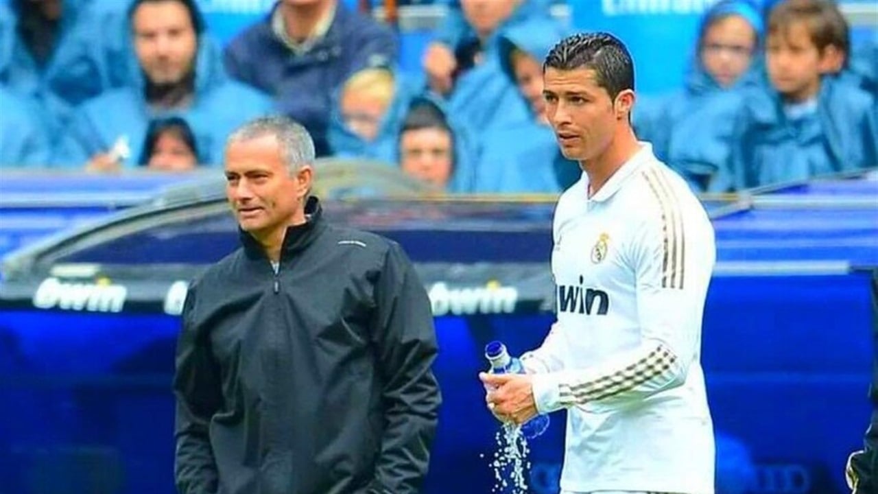 Mourinho, Ronaldo'yu desteklediği açıkladı.
