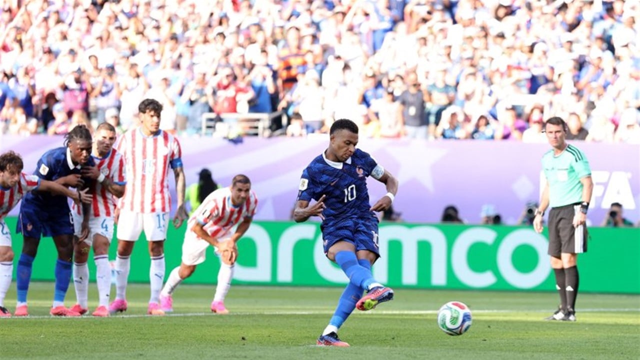 Fransa, Paraguay'ı eleyerek Dünya Kupası çeyrek finalinde Fas'ın.