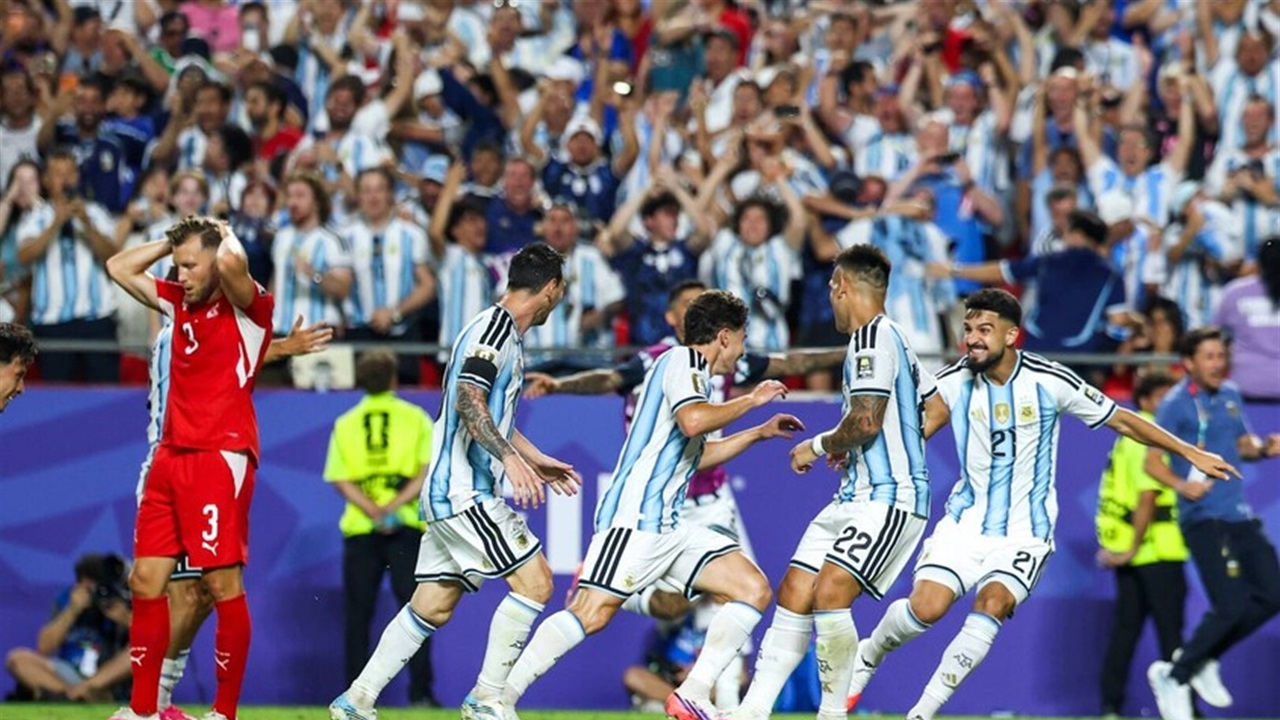 الأرجنتين تضرب موعدا ناريا مع إنجلترا 