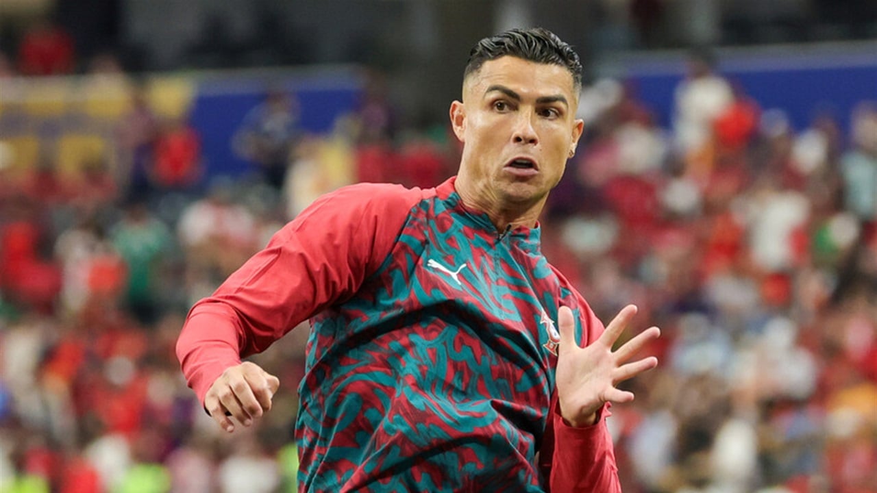 Cristiano Ronaldo, İngiliz futbolunun perde arkasını anlatan dizinin