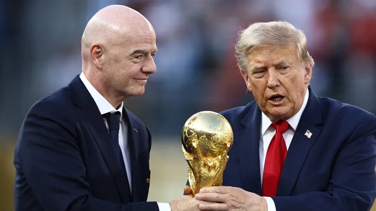 يويفا يطالب إنفانتينو بالاستقالة ويهدد بحجب الثقة