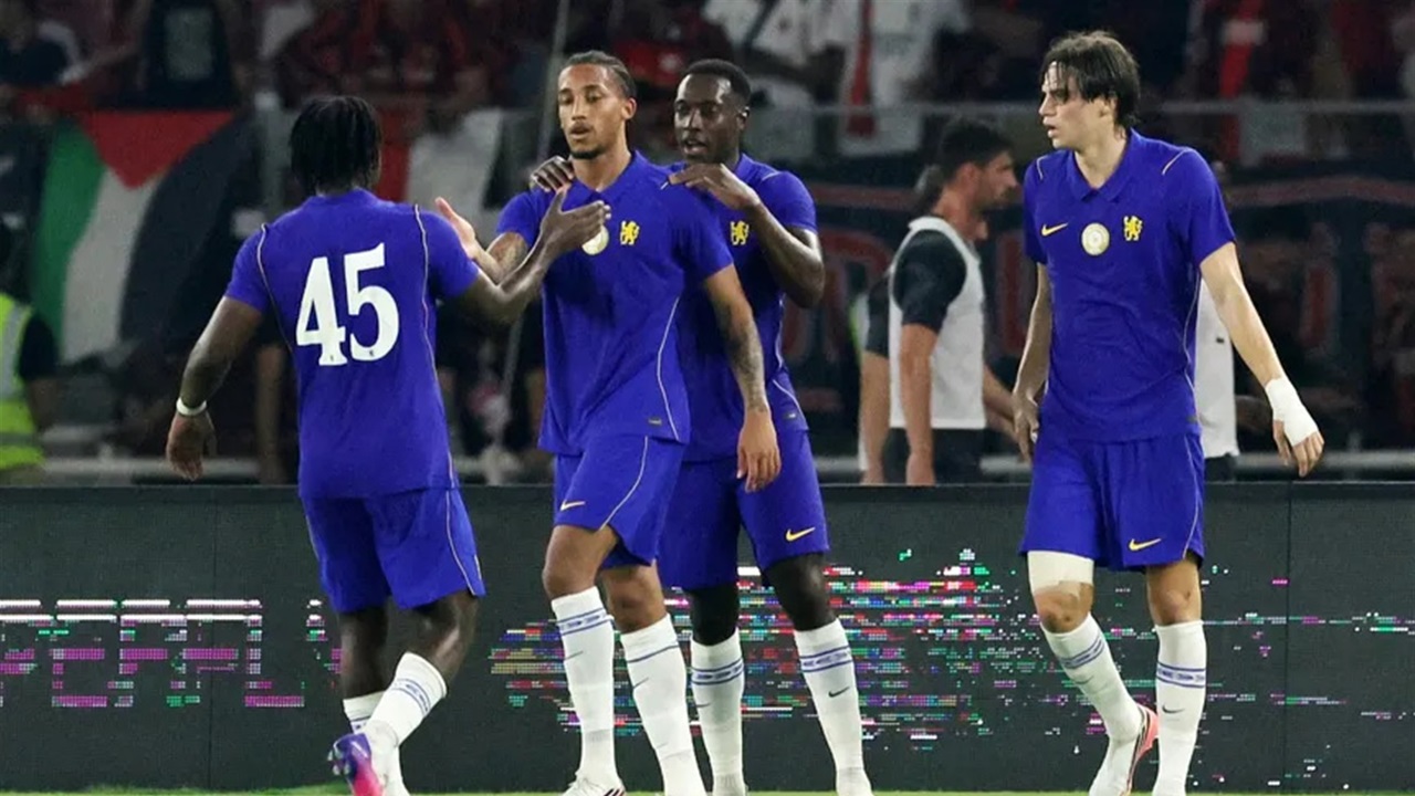 Chelsea, Milan'ı hazırlık maçında 3-0 yendi